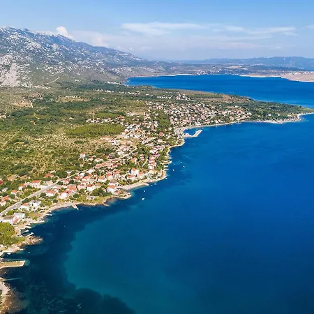 Apartmán In With Wifi