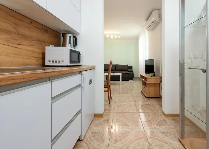 In With Wifi Apartment *