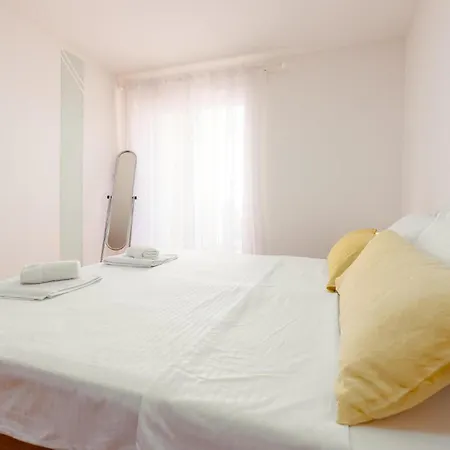 In With Wifi * סלינה